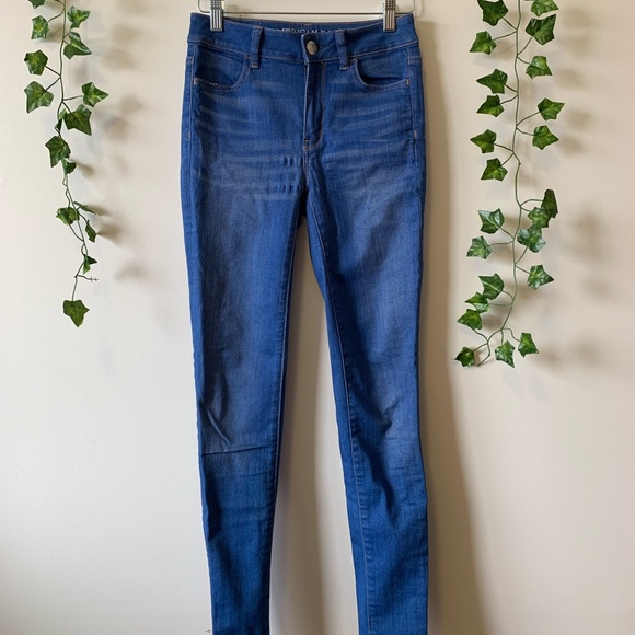 American Eagle Blue Jeans - Picture 2 of 2
